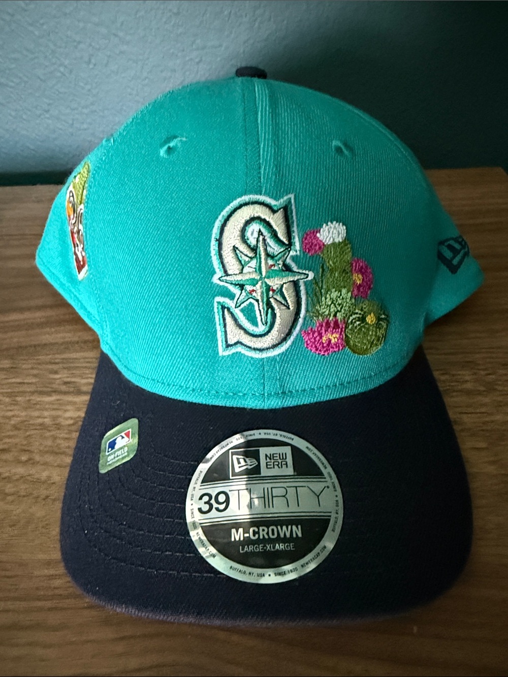 New Era Teal Crown Navy Brim Seattle Mariners Embroidered Cap